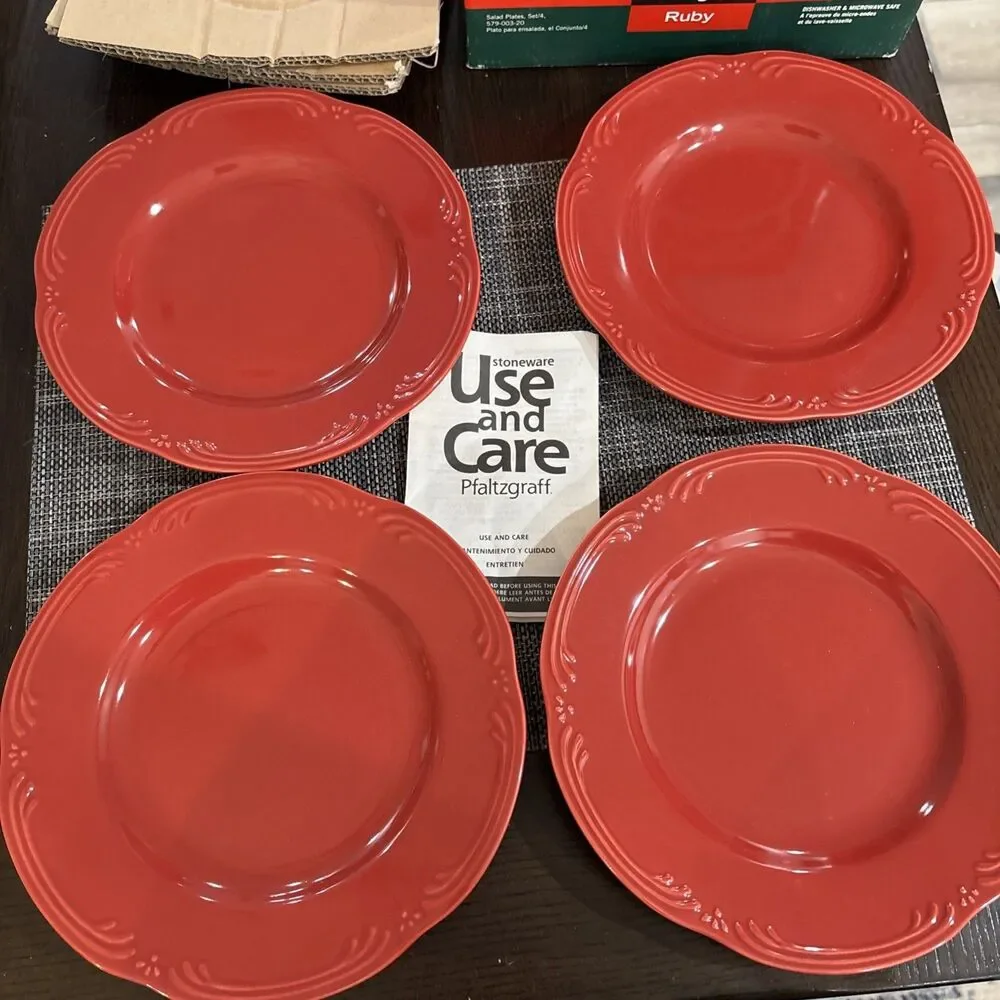 Pfaltzgraff product set